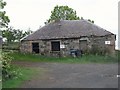 Ruined farm shed near Fans