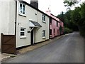 Cottages on the outskirts of Broadhempston