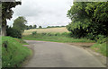 SU5475 : Minor road northwest of Yattendon by Stuart Logan