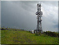 Communications mast above Finniebrae