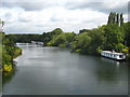 The River Thames upstream from Victoria Bridge