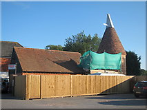 TQ7326 : Oast House adjacent The White Horse, London Road, Hurst Green, East Sussex by Oast House Archive
