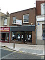 Shop to let in the High Street