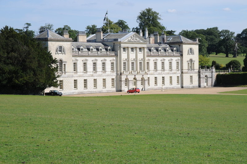 Woburn Abbey © Philip Halling :: Geograph Britain and Ireland