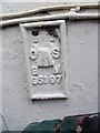 Flush bracket G5197 on Y Dwygyfylchi Inn, Capelulo