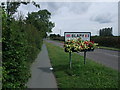 Cycle Route 6 entering Blaby along Winchester Road