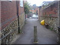 Footpath at the end of Fullers Hill