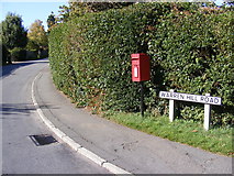 TM2648 : Warren Hill Road & Ipswich Road Postbox by Geographer