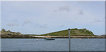 SV9017 : St Helen's from the East, Scilly by John Rostron