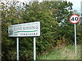 Entering East Yorkshire, Sutton Road towards Wawne