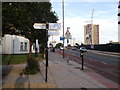 Thames Path on Creek Road