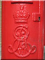 Edward VII postbox, Lindisfarne Road / Castleton Grove, NE2 - royal cipher