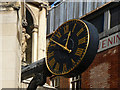 TQ3181 : The Politicians Clock - Fleet Street by Mick Lobb