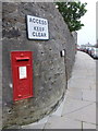 Lerwick: postbox № ZE1 10, Hillhead