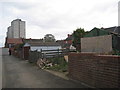 The tenfoot between Gurnell Street and Berkeley Street