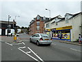 Cars at the crossroads of Farley Hill, Windsor and Chapel Streets