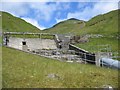 NN6439 : Allt an Tuim Bhric Dam by Robert Struthers