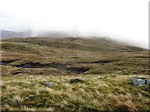 NN2117 : A boggy plateau above Glen Fyne by Richard Webb