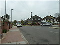 Looking from Salisbury Road towards Elizabeth Gardens