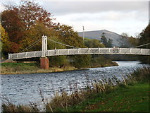 NT2540 : Footbridge over the River Tweed, Peebles by David Purchase