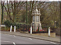 Broadbottom War Memorial, Mottram Road