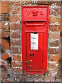 Burnt House Hoxne Road Victorian Postbox