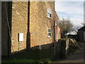 The beginning of the footpath to Saxby