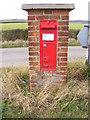 Upper Weybread Victorian Postbox