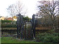 Footbridge over Grand Union Canal