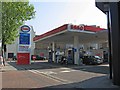 TQ2677 : Esso Service Station with Tesco Express, 459 Fulham Road, Chelsea, London SW10 by L S Wilson