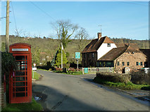 TQ5552 : Phone box and pub, Underriver by Robin Webster