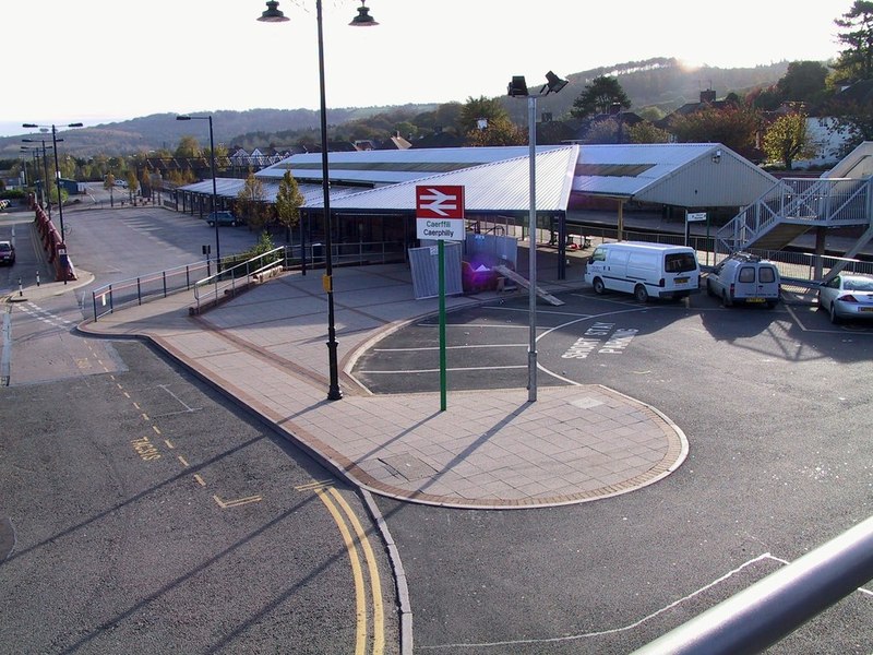 Caerphilly Bus and train Station taken... © Eddie Reed :: Geograph ...