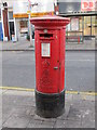 Edward VII postbox, Park Parade, NW10