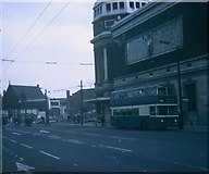 SE1632 : A Bus in Bradford City Centre by David Hillas