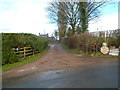 Farm entrance track, Sluvad Road east of New Inn