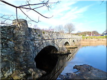 SH5562 : Pont Pen-llyn by Meirion