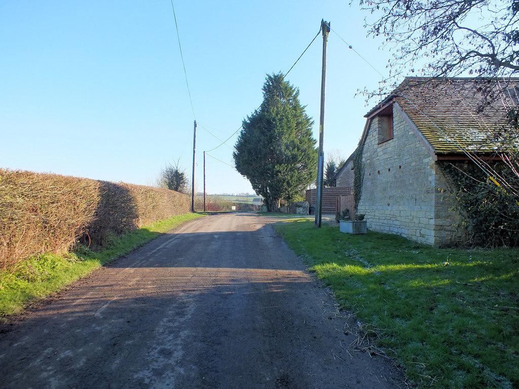 marsh-farm-jonathan-kington-geograph-britain-and-ireland