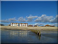 Long groyne at low water