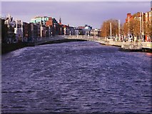 O1534 : Ha'penny Bridge, Dublin by Yvonne Wakefield