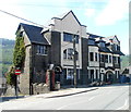 Fenced-off building, Cwmfelinfach