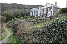 SW9980 : Bed and Breakfast, Port Isaac by Philip Halling