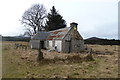 NH8519 : Dalnahaitnach , abandoned house by Peter Bond
