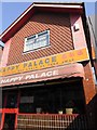 Happy Palace, Commercial Road