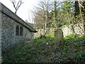 St Leonard, Denton: churchyard (d)