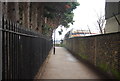 Thames Path, Wapping