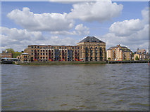 TQ3680 : River Thames, Columbia Wharf by David Dixon
