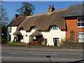 Ludgershall - Thatched Cottage