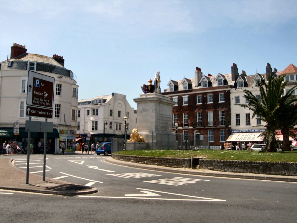 King George III Statue, Weymouth © Paul Gillett :: Geograph Britain and ...