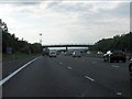 SP3556 : M40 motorway - Checkleys Brake footbridge by Peter Whatley