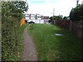 Footpath through housing estates at Wootton